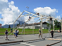 Huettenaufbau07_16