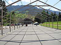 Huettenaufbau07_20